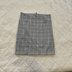 Pencil Skirt Black and gray plaid